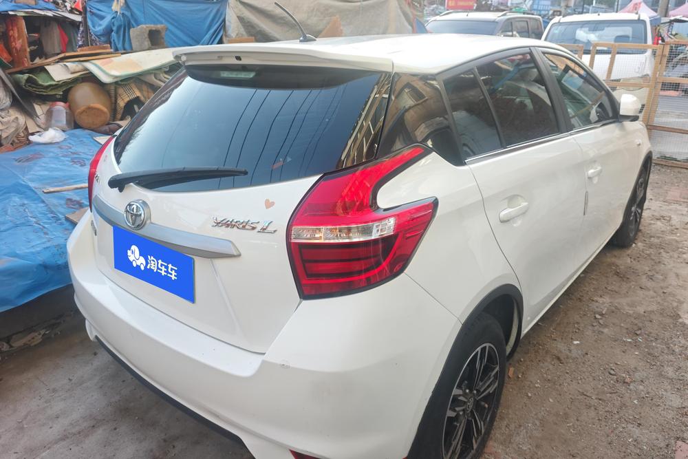Toyota Yaris L