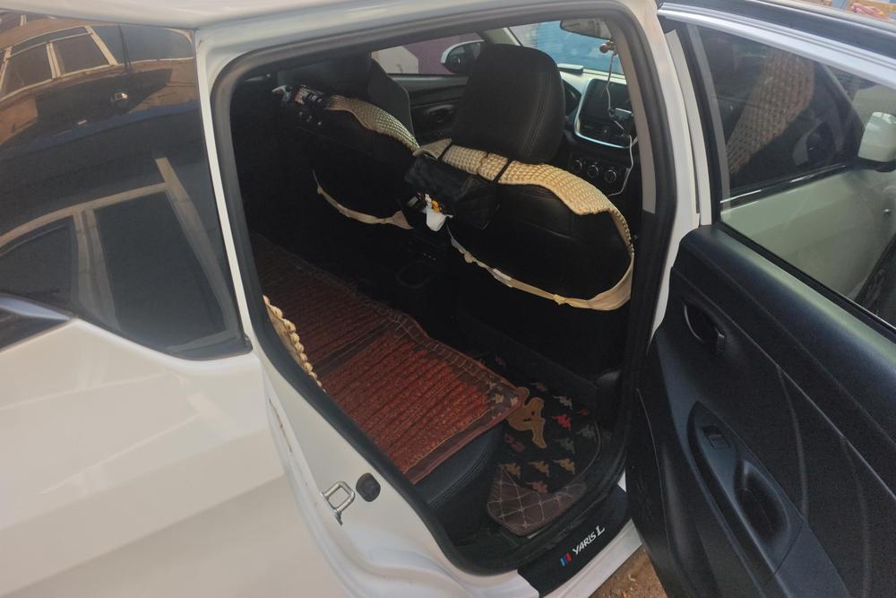 Toyota Yaris L