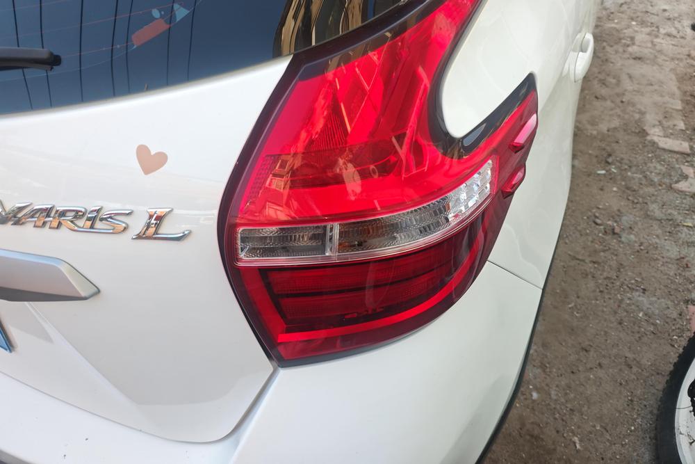 Toyota Yaris L