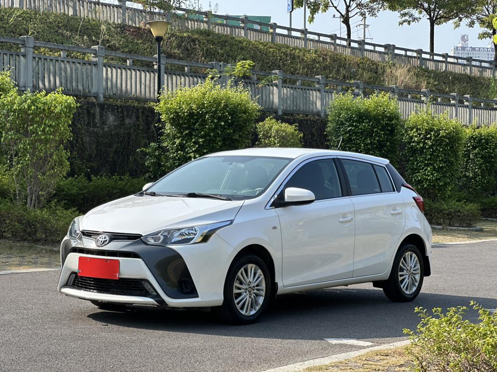 Toyota Yaris L