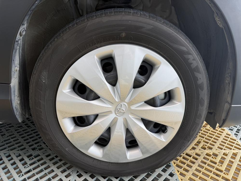 Toyota Yaris L
