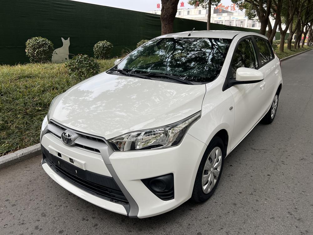 Toyota Yaris L