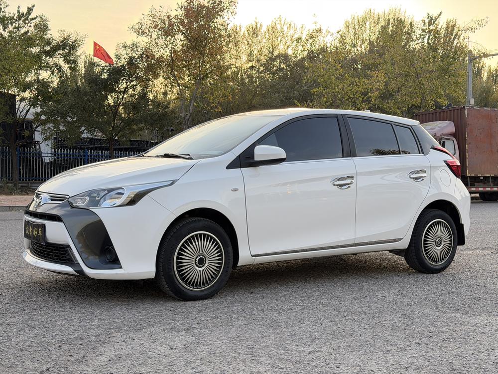 Toyota Yaris L