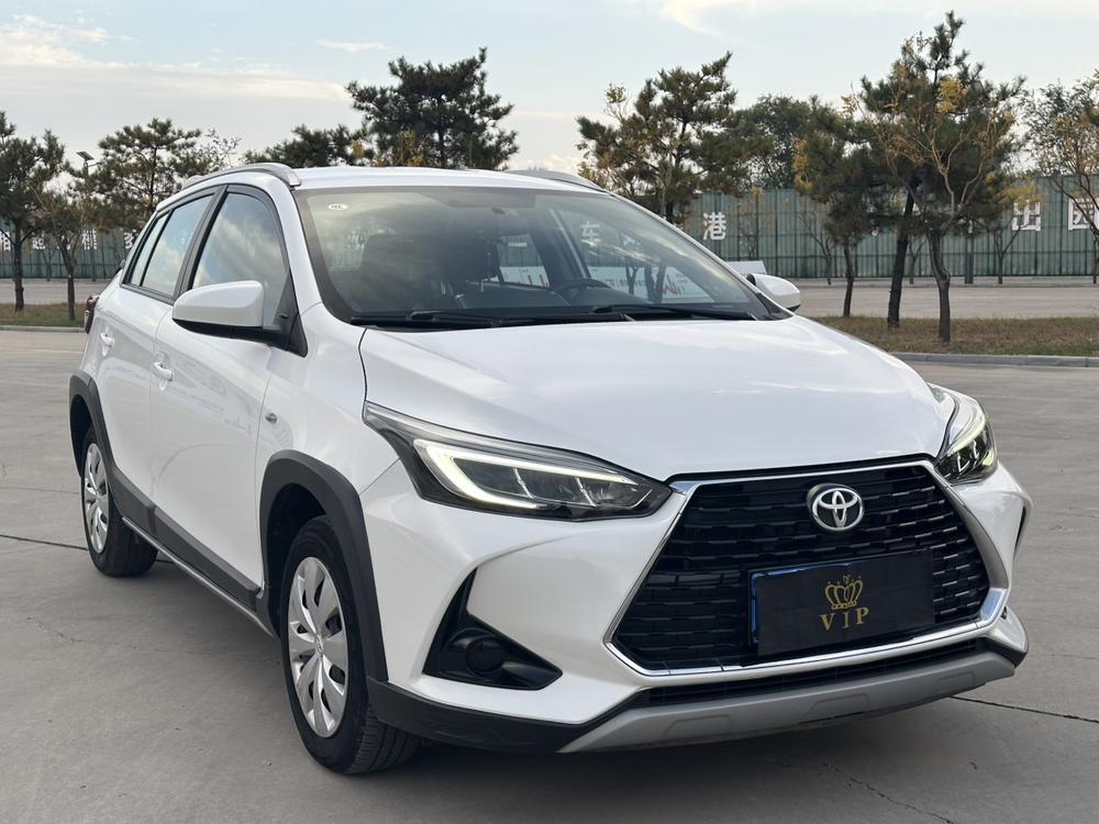 Toyota Yaris L
