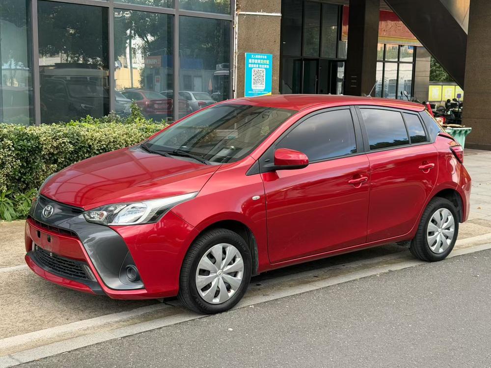Toyota Yaris L
