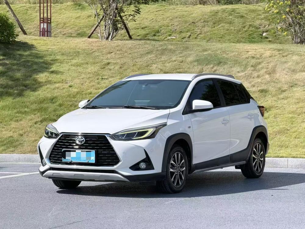 Toyota Yaris L