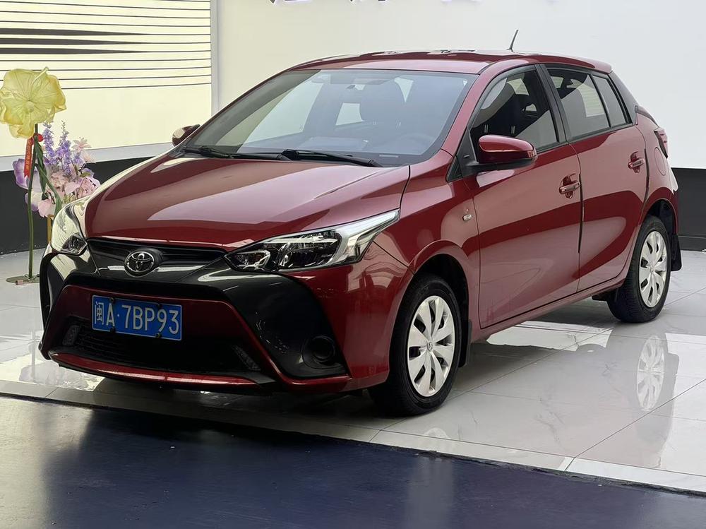 Toyota Yaris L