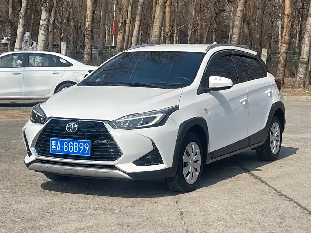 Toyota Yaris L