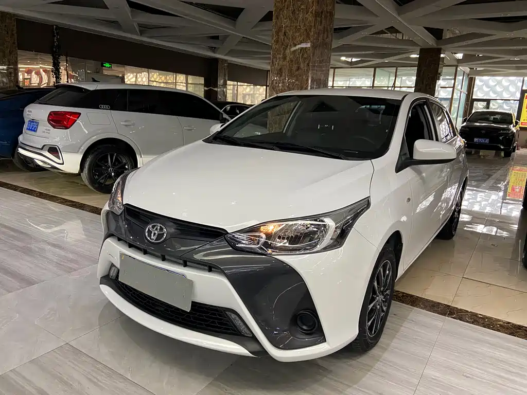 Toyota Yaris L