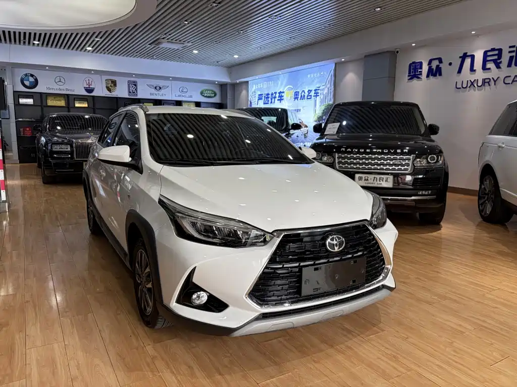 Toyota Yaris L