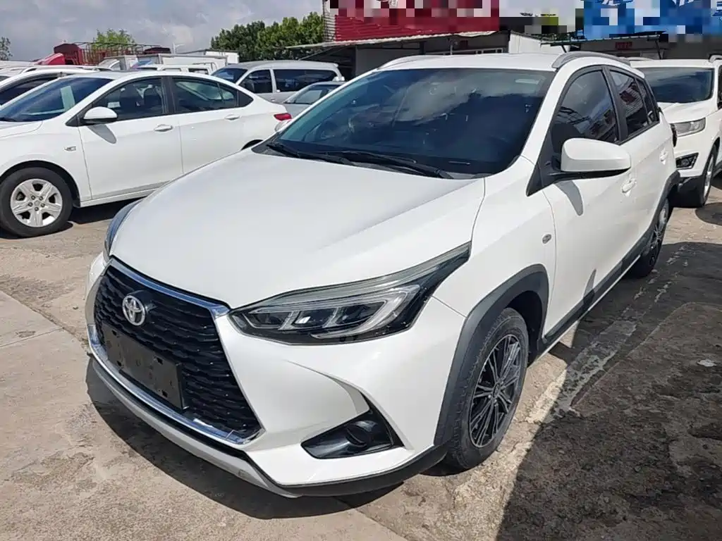 Toyota Yaris L