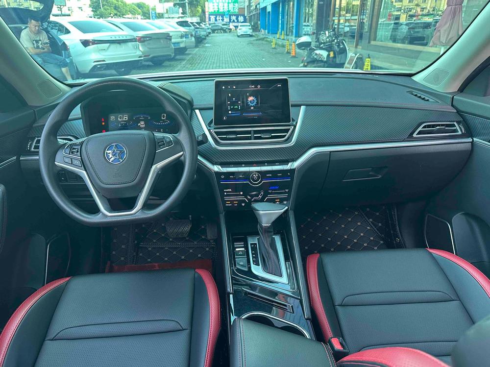 Venucia Venucia T60