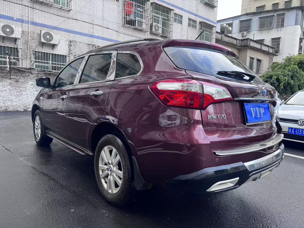 Venucia Venucia T70