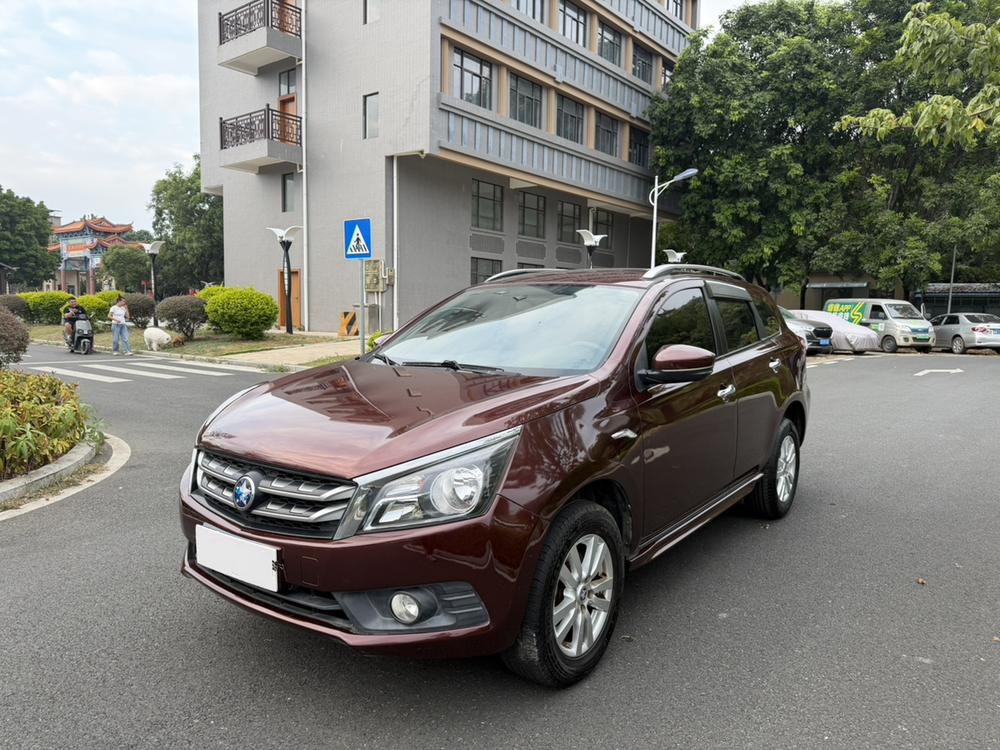 Venucia Venucia T70