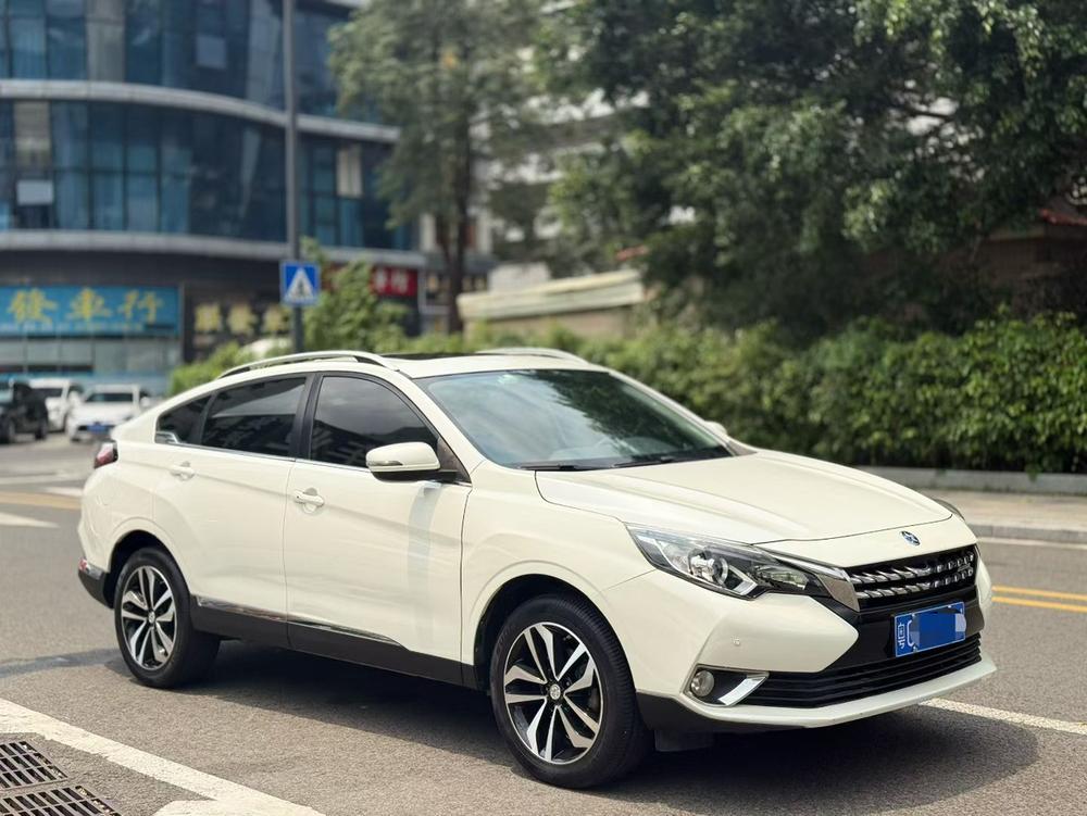 Venucia Venucia T90