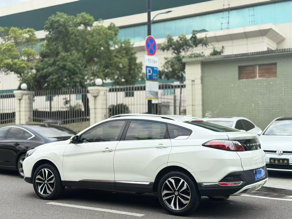 Venucia Venucia T90