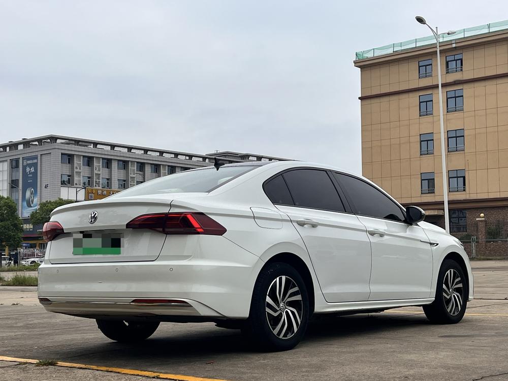 Volkswagen Bora Electric