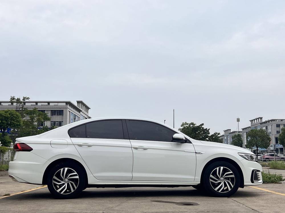 Volkswagen Bora Electric