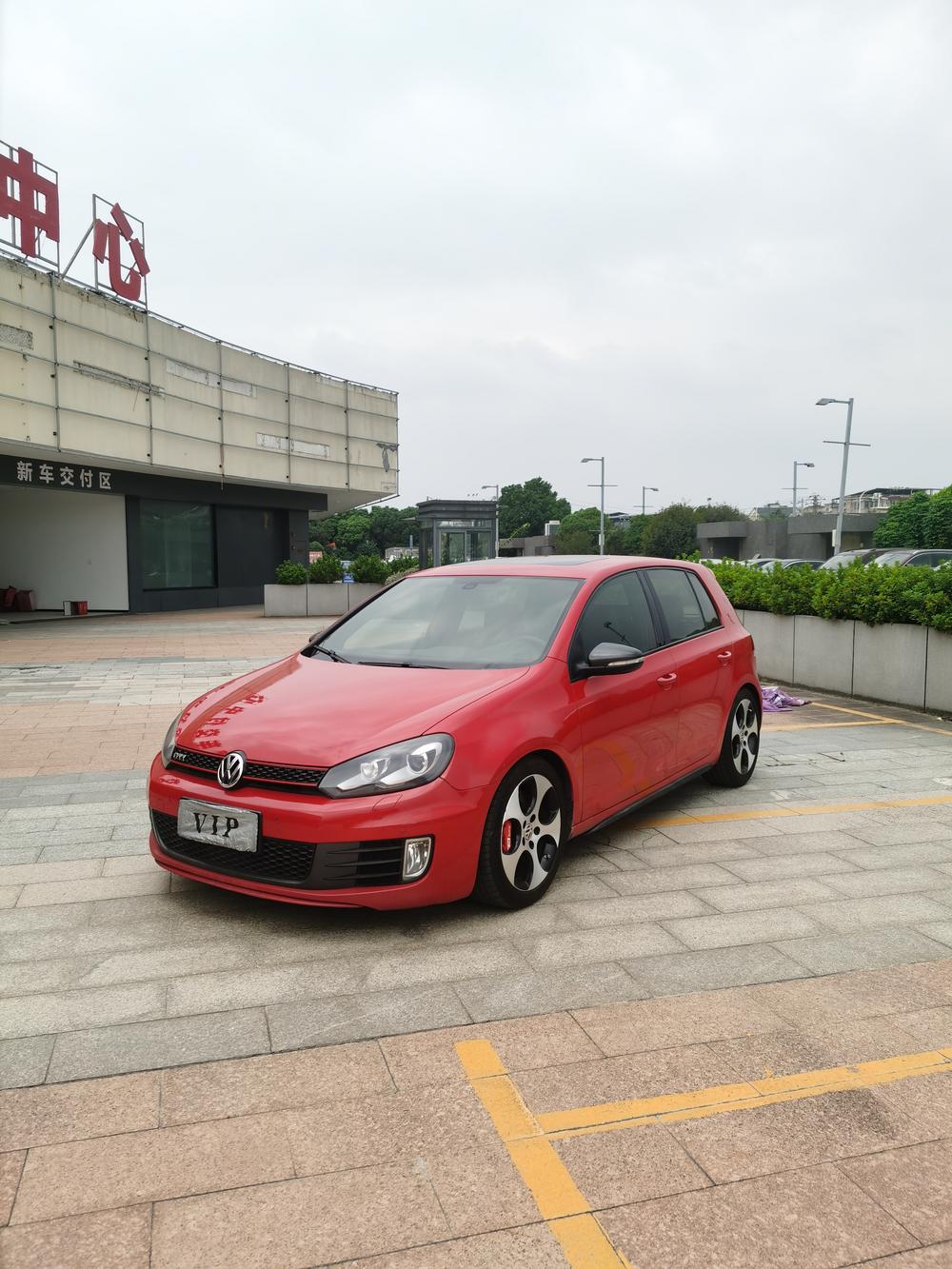 Volkswagen Golf GTI