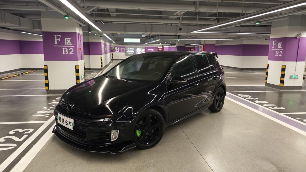 Volkswagen Golf GTI