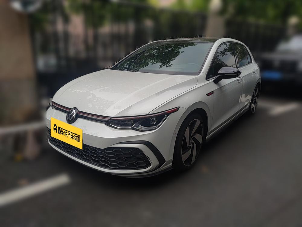 Volkswagen Golf GTI