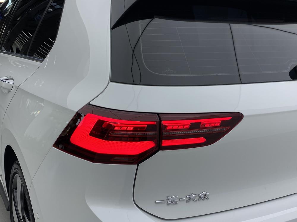 Volkswagen Golf GTI