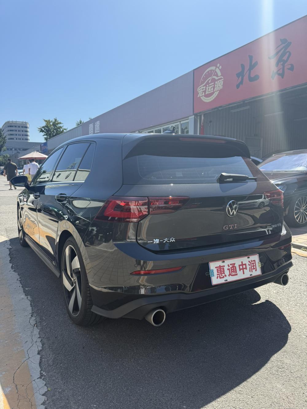 Volkswagen Golf GTI