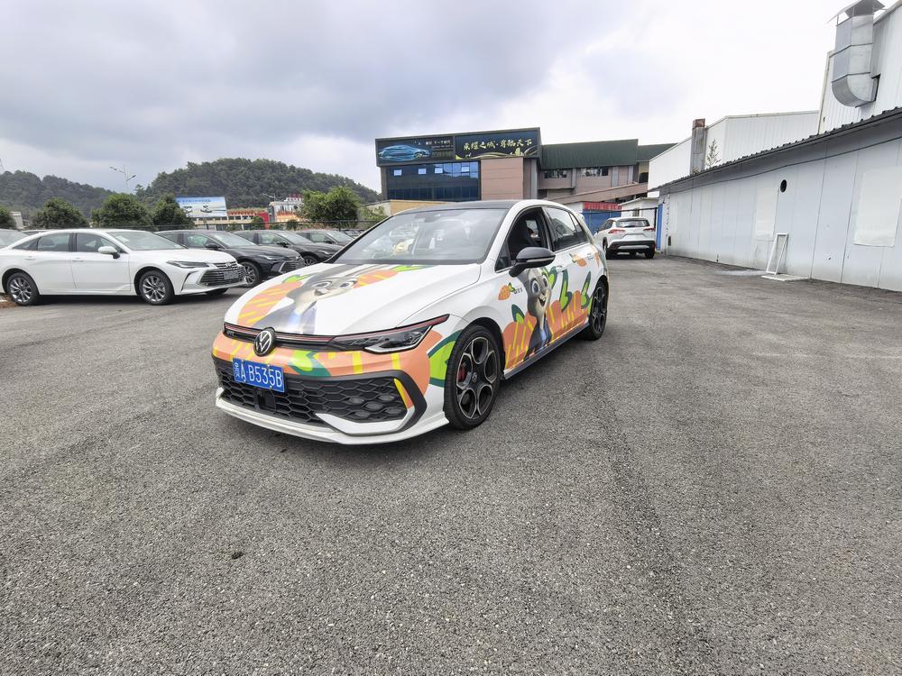 Volkswagen Golf GTI