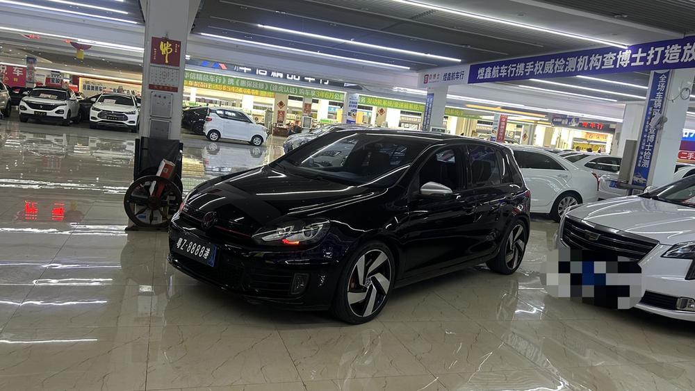 Volkswagen Golf GTI