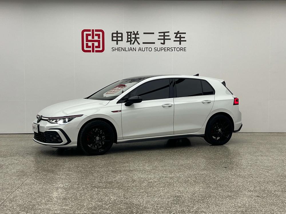Volkswagen Golf GTI