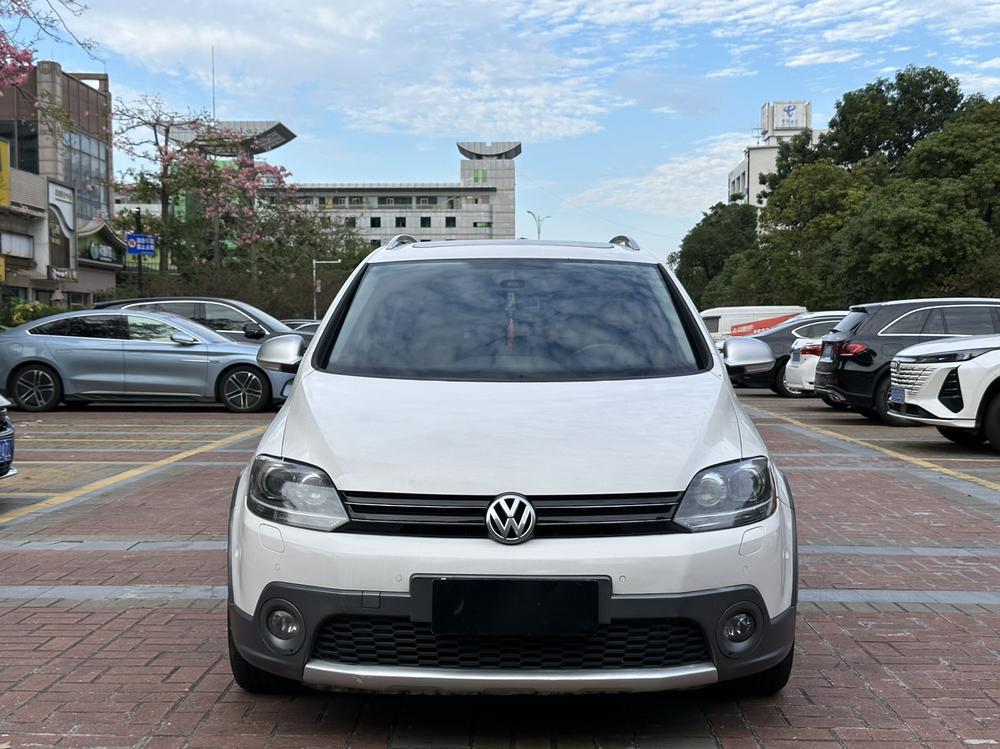 Volkswagen Golf (Import)