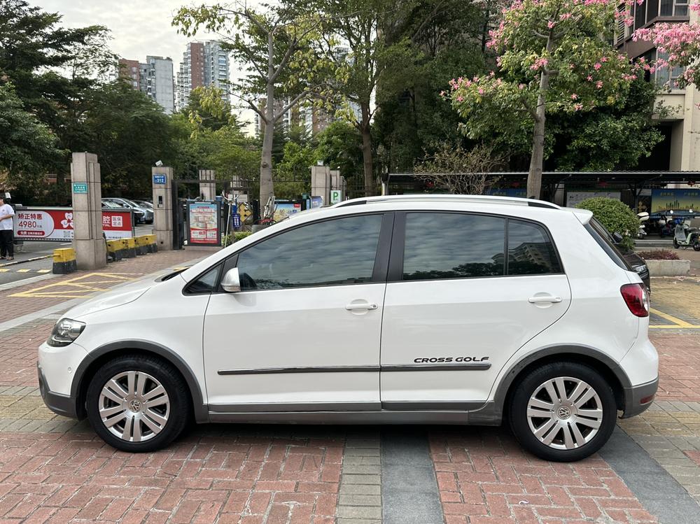 Volkswagen Golf (Import)