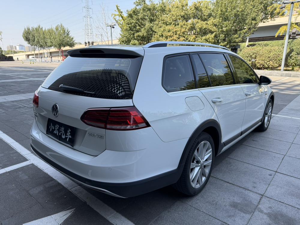 Volkswagen Golf (Import)