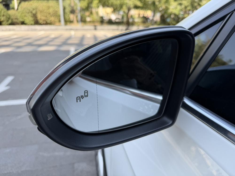 Volkswagen Golf (Import)