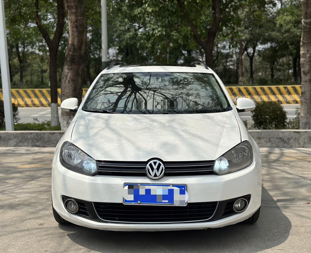Volkswagen Golf (Import)