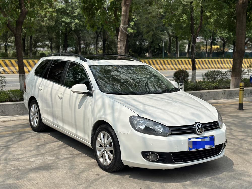 Volkswagen Golf (Import)