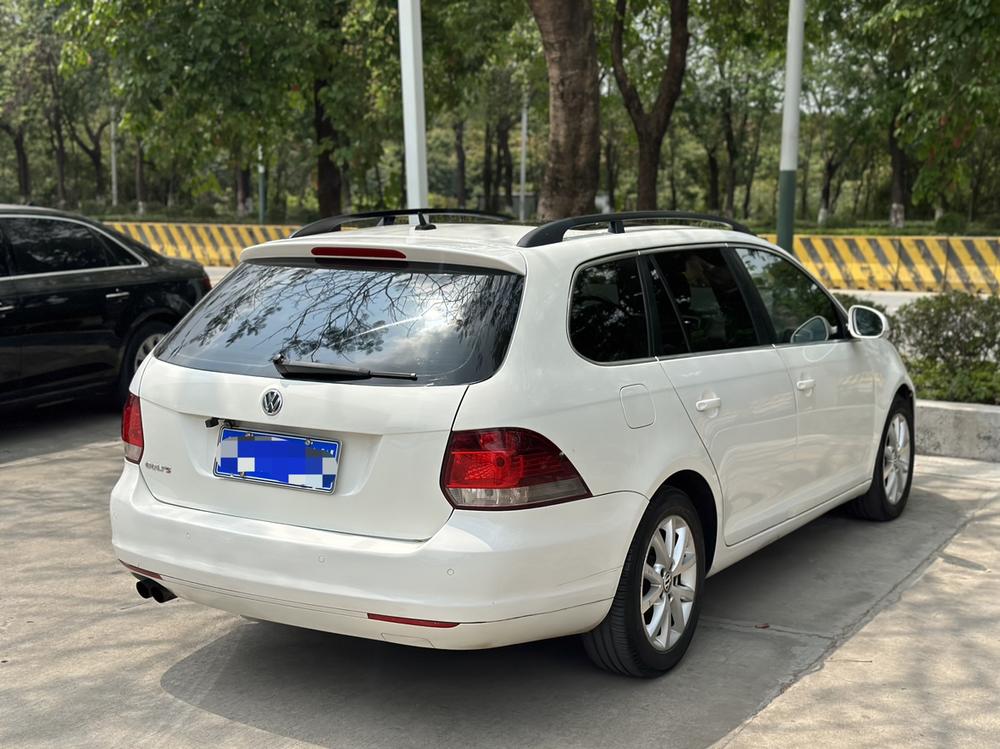 Volkswagen Golf (Import)