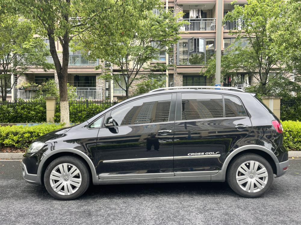 Volkswagen Golf (Import)