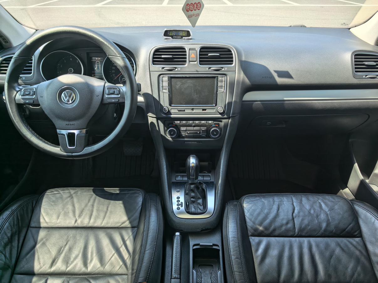 Volkswagen Golf (Import)