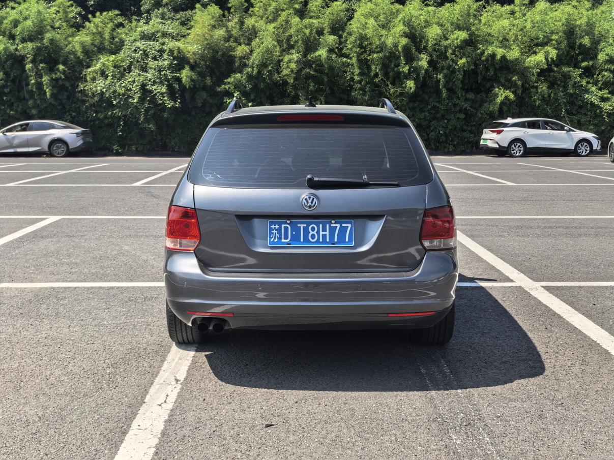 Volkswagen Golf (Import)