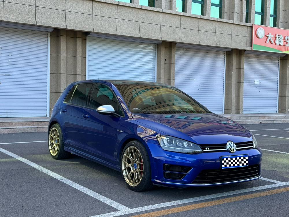 Volkswagen Golf (Import)