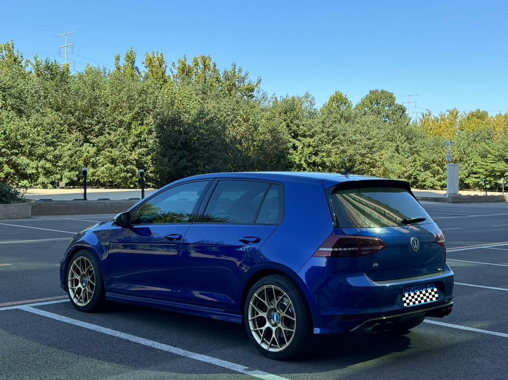Volkswagen Golf (Import)