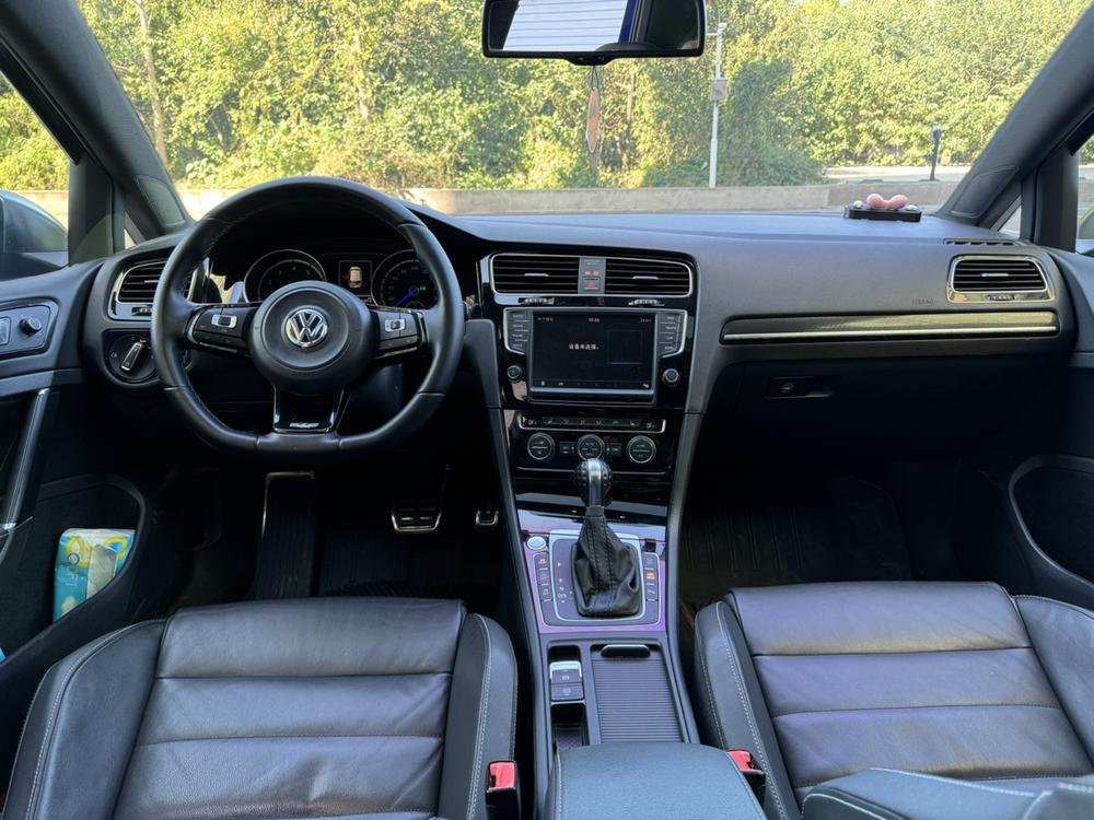Volkswagen Golf (Import)