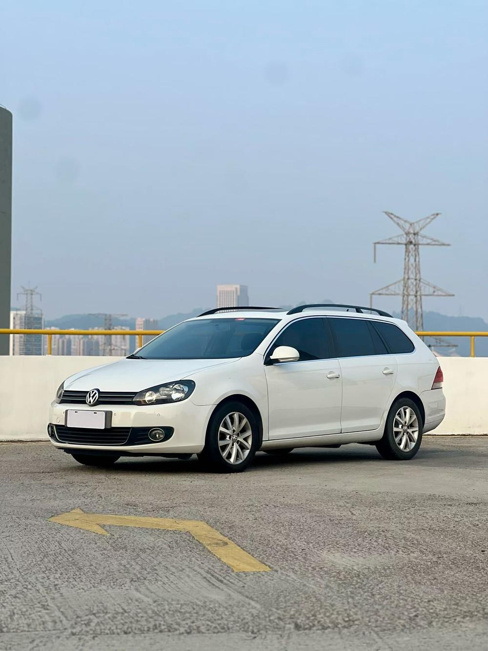 Volkswagen Golf (Import)
