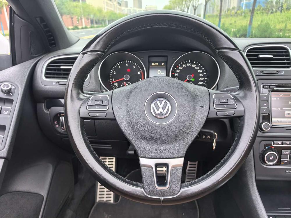 Volkswagen Golf (Import)