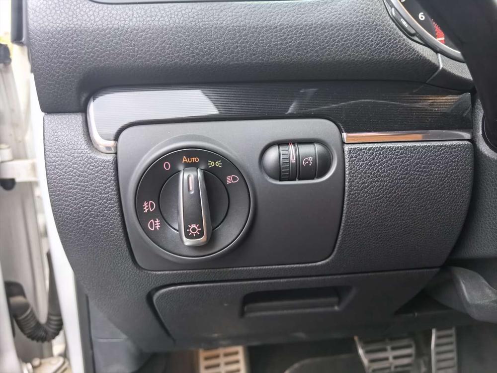Volkswagen Golf (Import)
