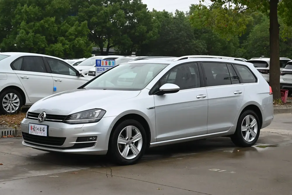 Volkswagen Golf (Import)