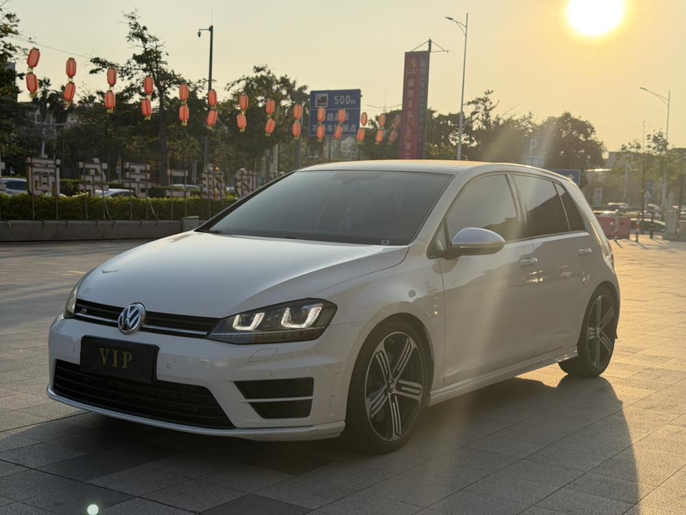 Volkswagen Golf (Import)