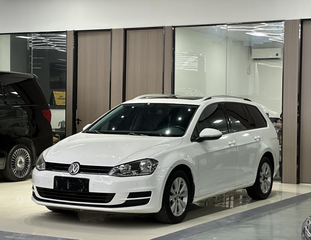 Volkswagen Golf (Import)