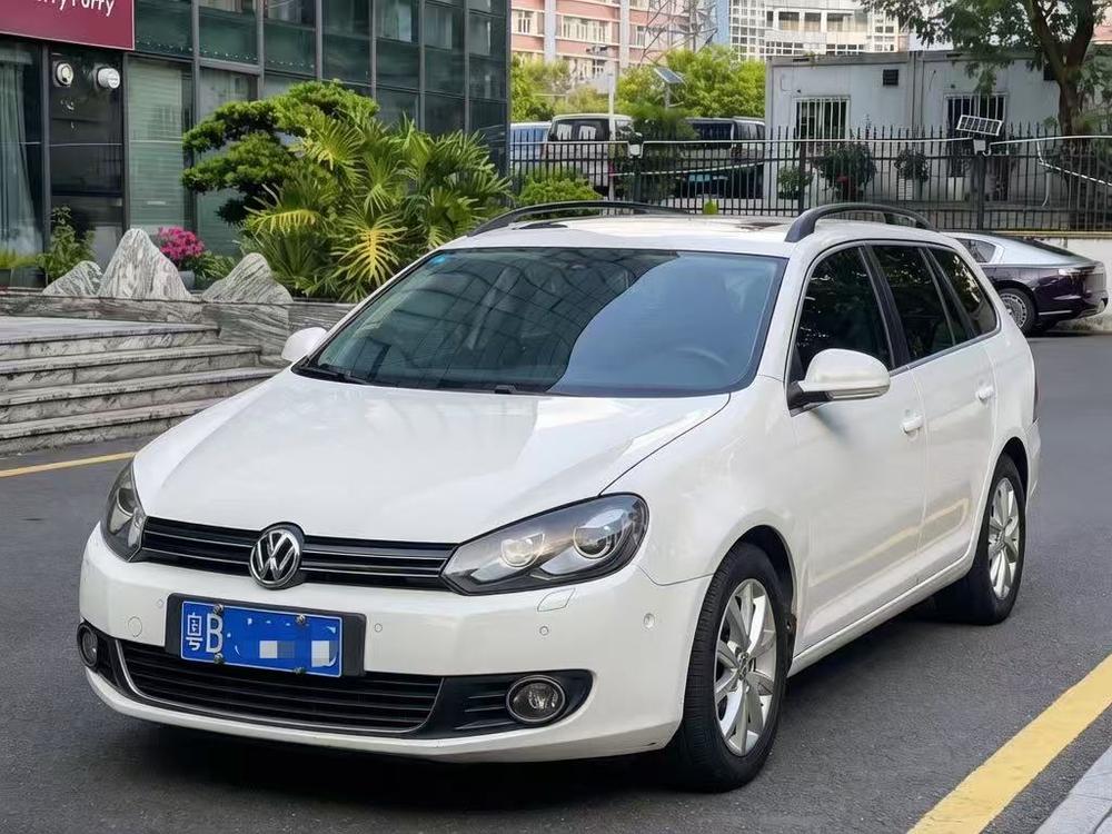 Volkswagen Golf (Import)